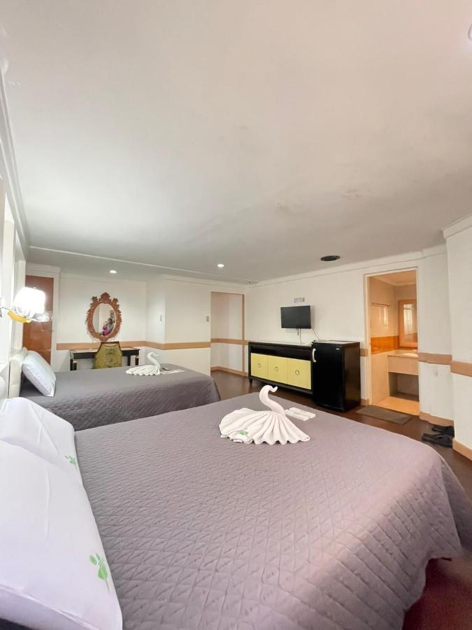 מנילה Town And Country Motel Vmapa מראה חיצוני תמונה