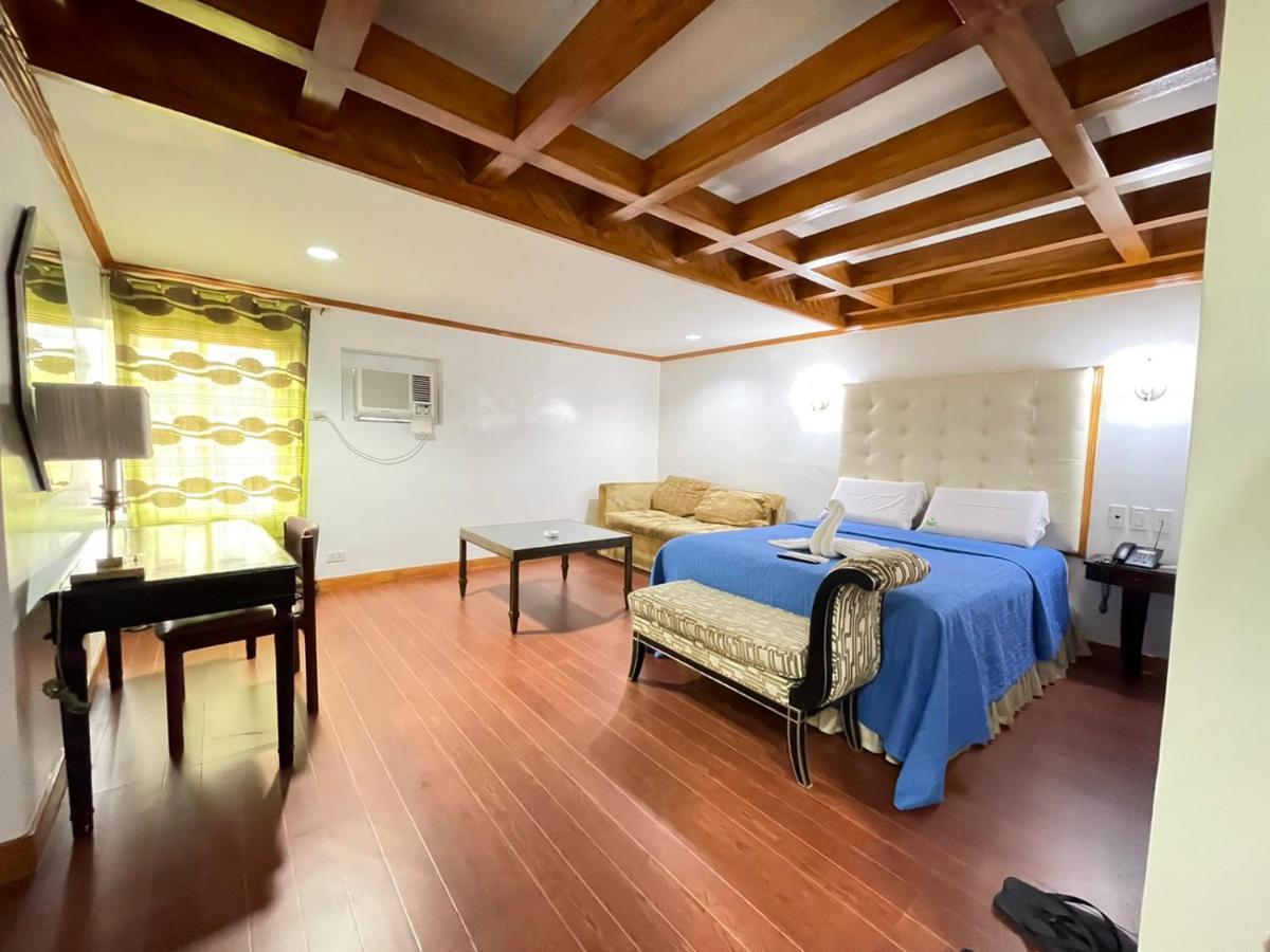 מנילה Town And Country Motel Vmapa מראה חיצוני תמונה