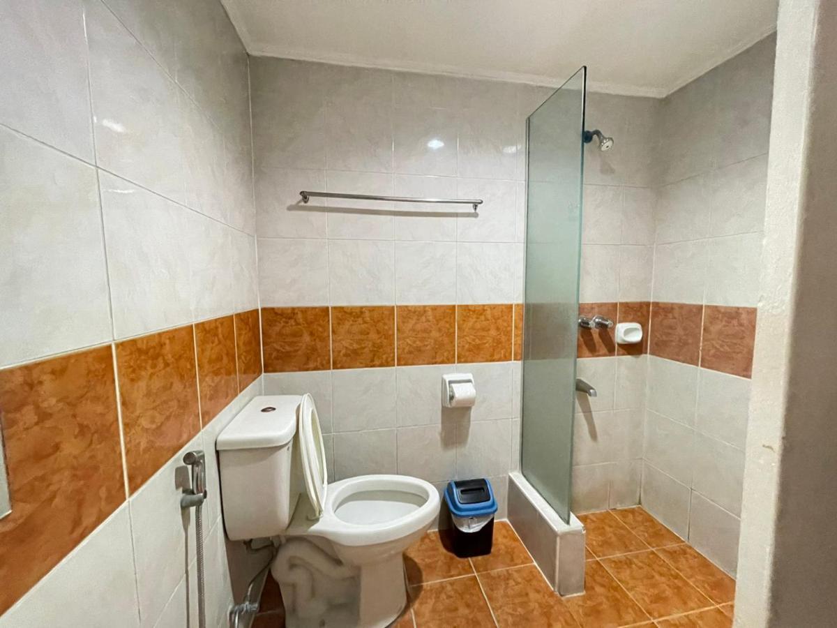 מנילה Town And Country Motel Vmapa מראה חיצוני תמונה